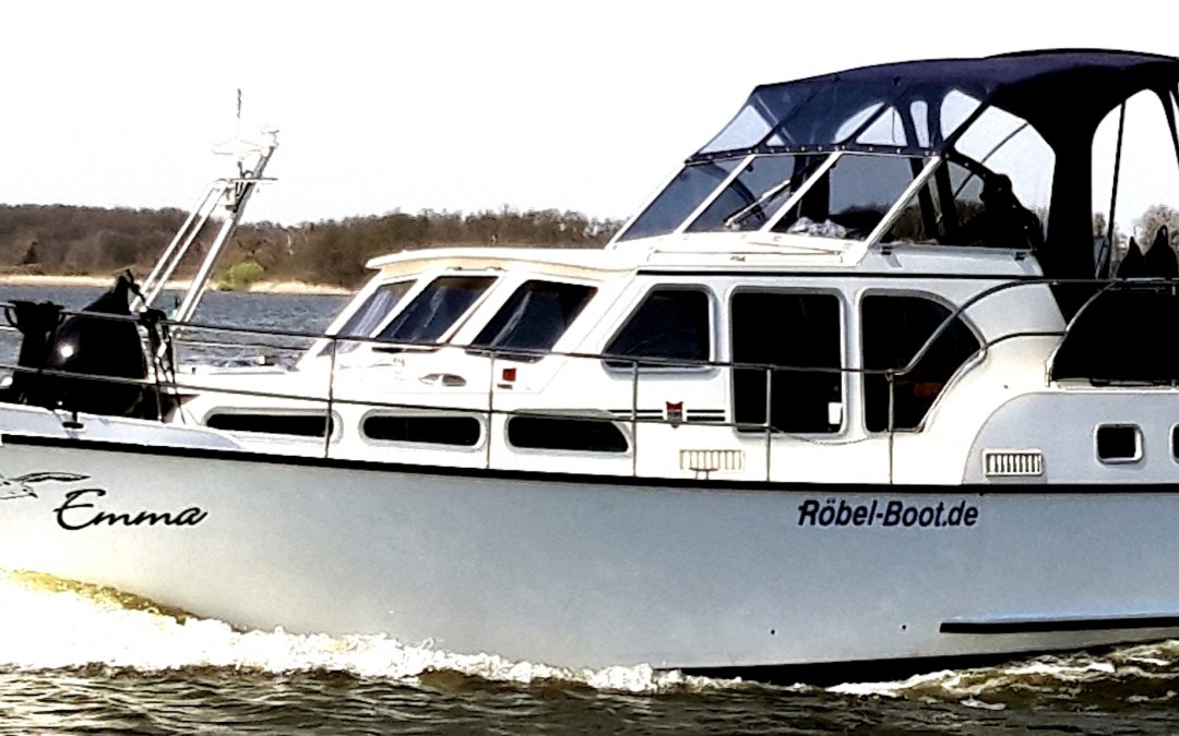 Motorjacht Emma in Rechlin, © Röbel-Boot