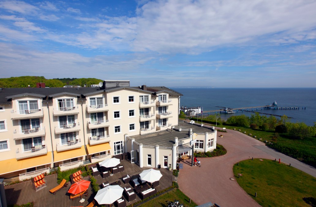 Hotel view with sea view, © Jochen Tack, Hotel Bernstein