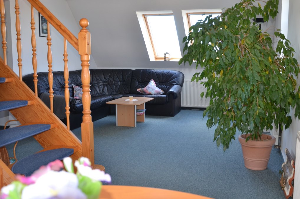 Zicht in de woonkamer van de kleine vakantiewoning, © Fotodesign Köller
