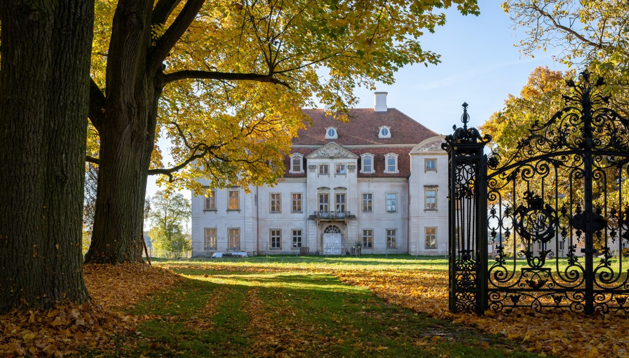 Jesień w zamku Ivenack, © DOMUSImages