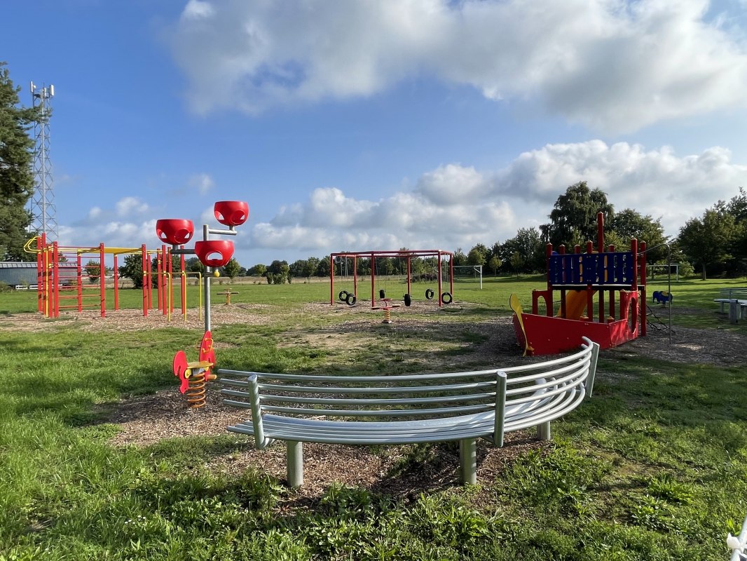 Plac zabaw dla dzieci // &copy; TZ S&uuml;dliche Boddenk&uuml;ste