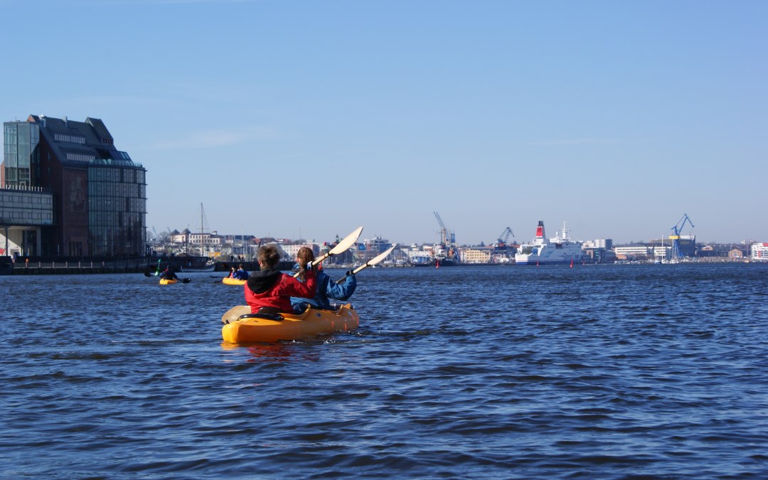 On to the city harbor, © Ronald Kley