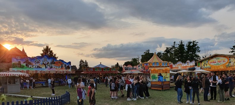 &copy; Hartwig Meyer