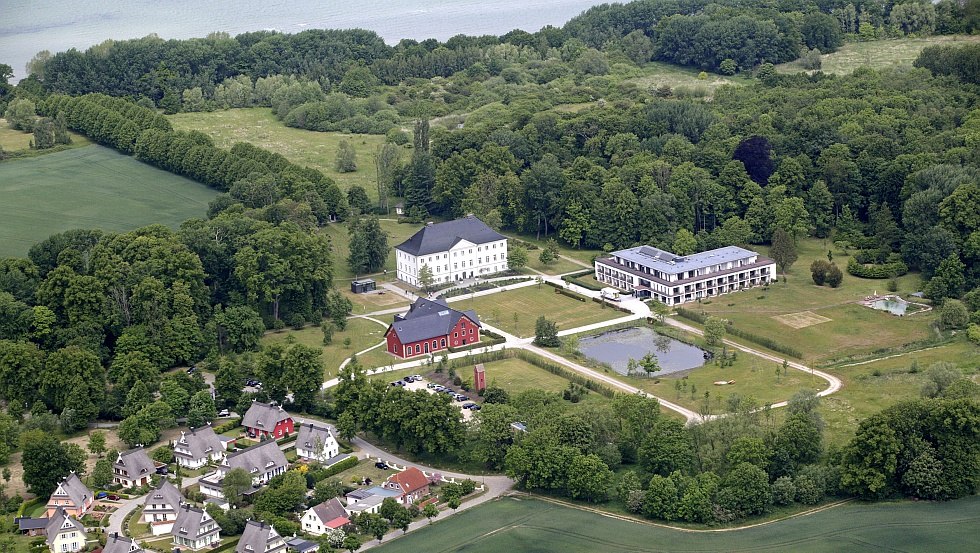 Visit the schlossgut gross schwansee and enjoy a short break. // &copy; schlossgut gross schwansee