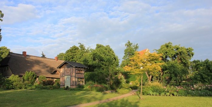 Konzertcafe im Pfarrgarten Starkow // &copy; Backseinkirche und Pfarrgarten e.V.