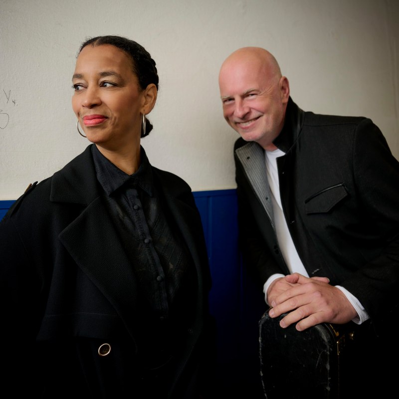 Friend N Fellow &bdquo;Dit Duitse duo tovert de klankrijkdom van een hele band tevoorschijn.&ldquo; // &copy; Walther LeKon