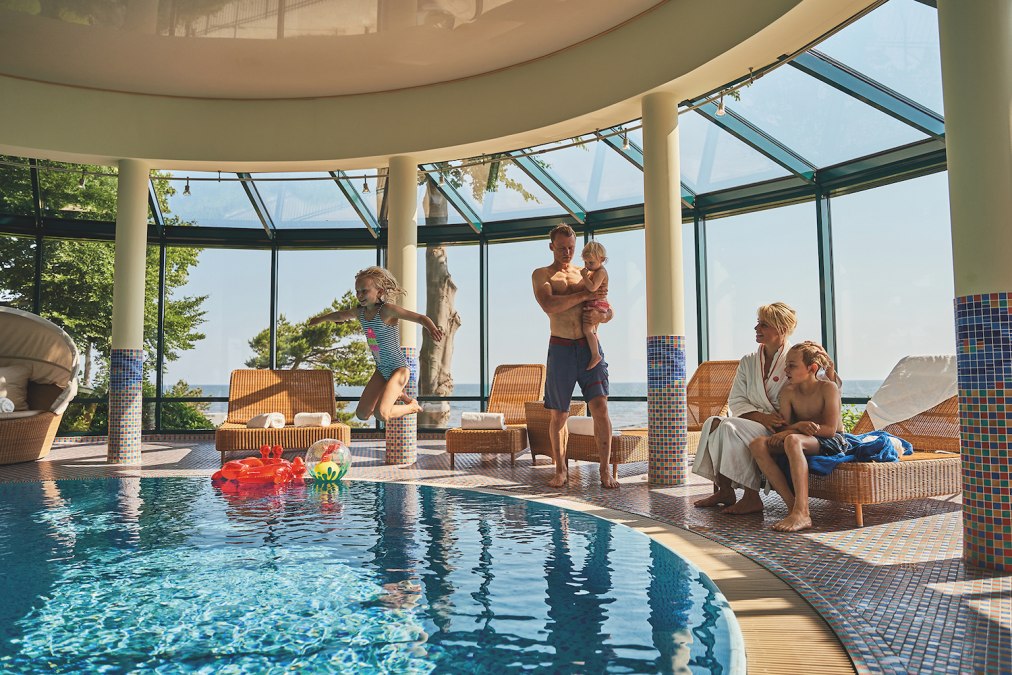Relax with your family at the hotel pool area, © Arne Nagel