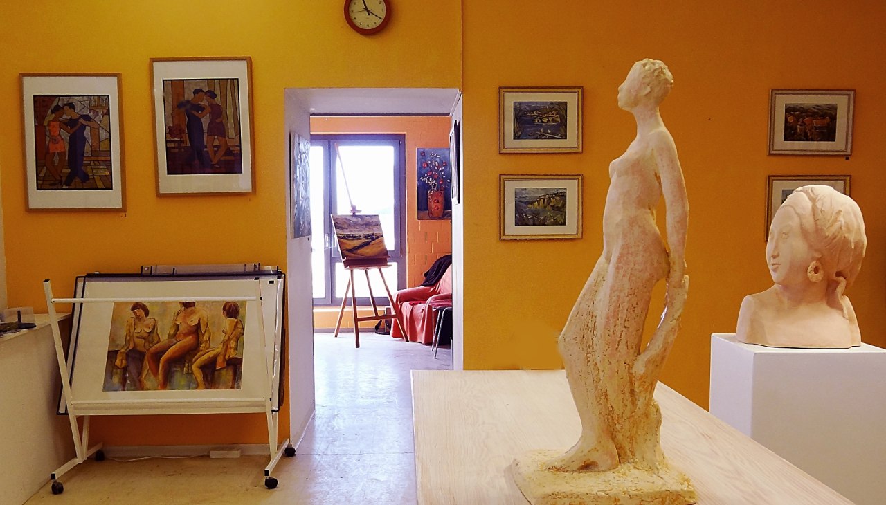 Galeria i studio znajdują się obok siebie, © Christine Radecke Galeria i studio znajdują się obok siebie, © Christine Radecke