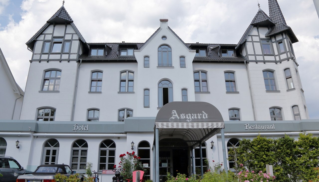 Hotel Asgard street side, © Asgard Hotels