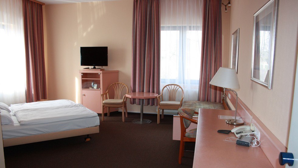 Gezellige comfort kamer in Hotel Christinenhof in Gadebusch, © Hotel Christinenhof / Leuchtemann