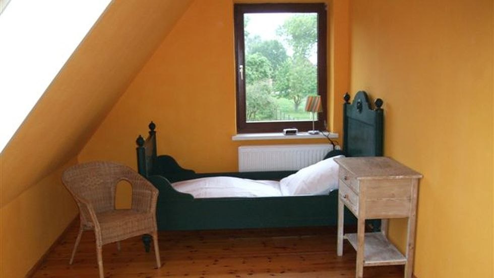 Kamer in de Ahlbeck Academy met een oud boerenbed, © Akademie Ahlbeck/Henrich Kamer in de Ahlbeck Academy met een oud boerenbed, © Akademie Ahlbeck/Henrich