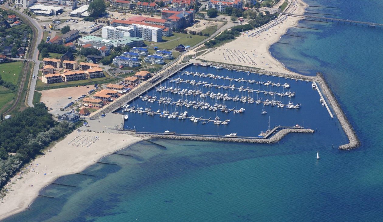Aerial view K&uuml;hlungsborn, &copy; K&uuml;hlungsborn Travel KG