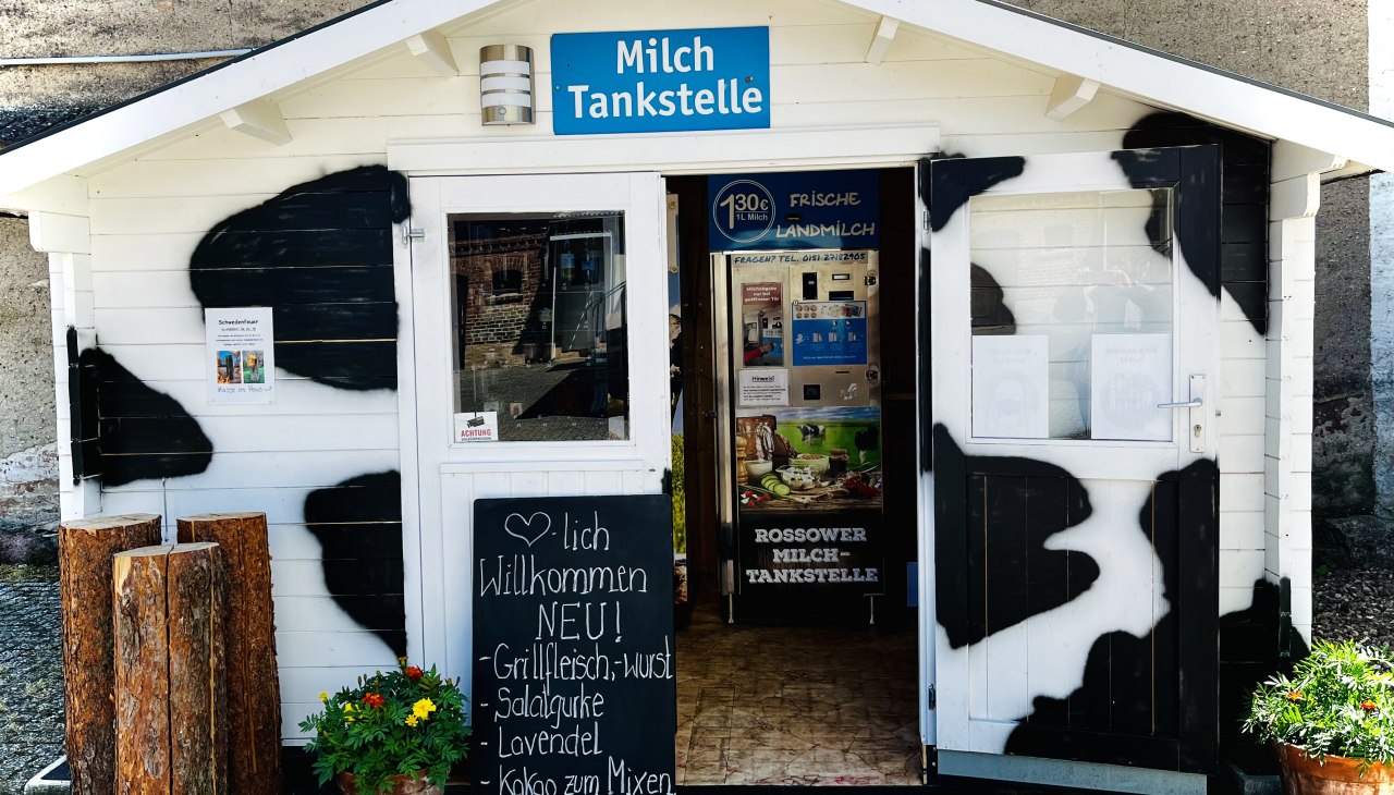 Buitenaanzicht van de boerderijwinkel, © S.Kießlich