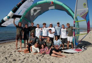 LOOP IN - Surf & Kiteschool Dierhagen Kitesurfing Baltic Sea Team // &copy; Plamen Solzer