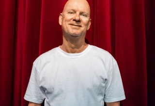 &copy; Mike Wahrlich