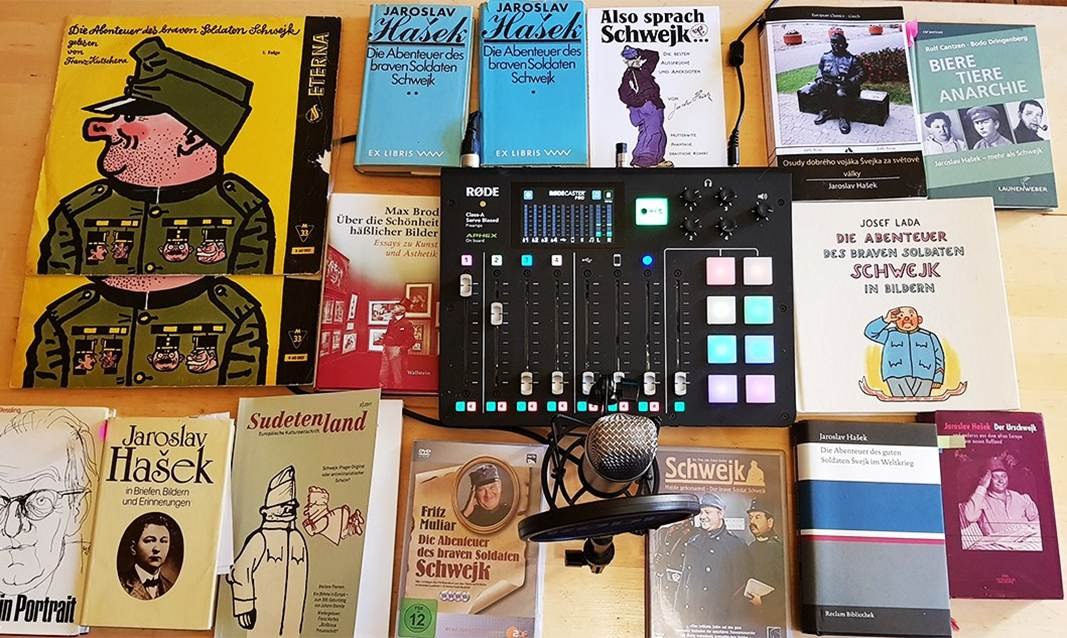 Some of the ingredients from which the lecture was created. // &copy; Vera Schneider, &copy; Deutsches Kulturforum &ouml;stliches Europa
