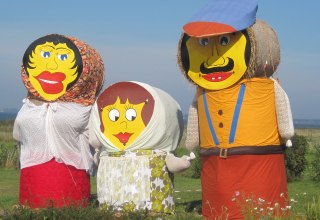 &copy; Erntepuppen.jpg