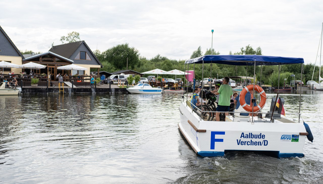 Eel shack, © Tobias Kramer