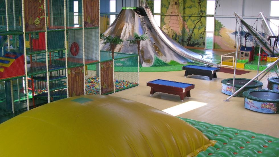 Binnenzicht van het Mumpitz indoor speelpark, © Indoor-Spielpark Mumpitz