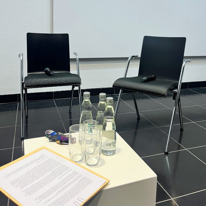 Rozmowa z artystą w Kolekcji Sztuki Neubrandenburg, &copy; Kunstsammlung Neubrandenburg