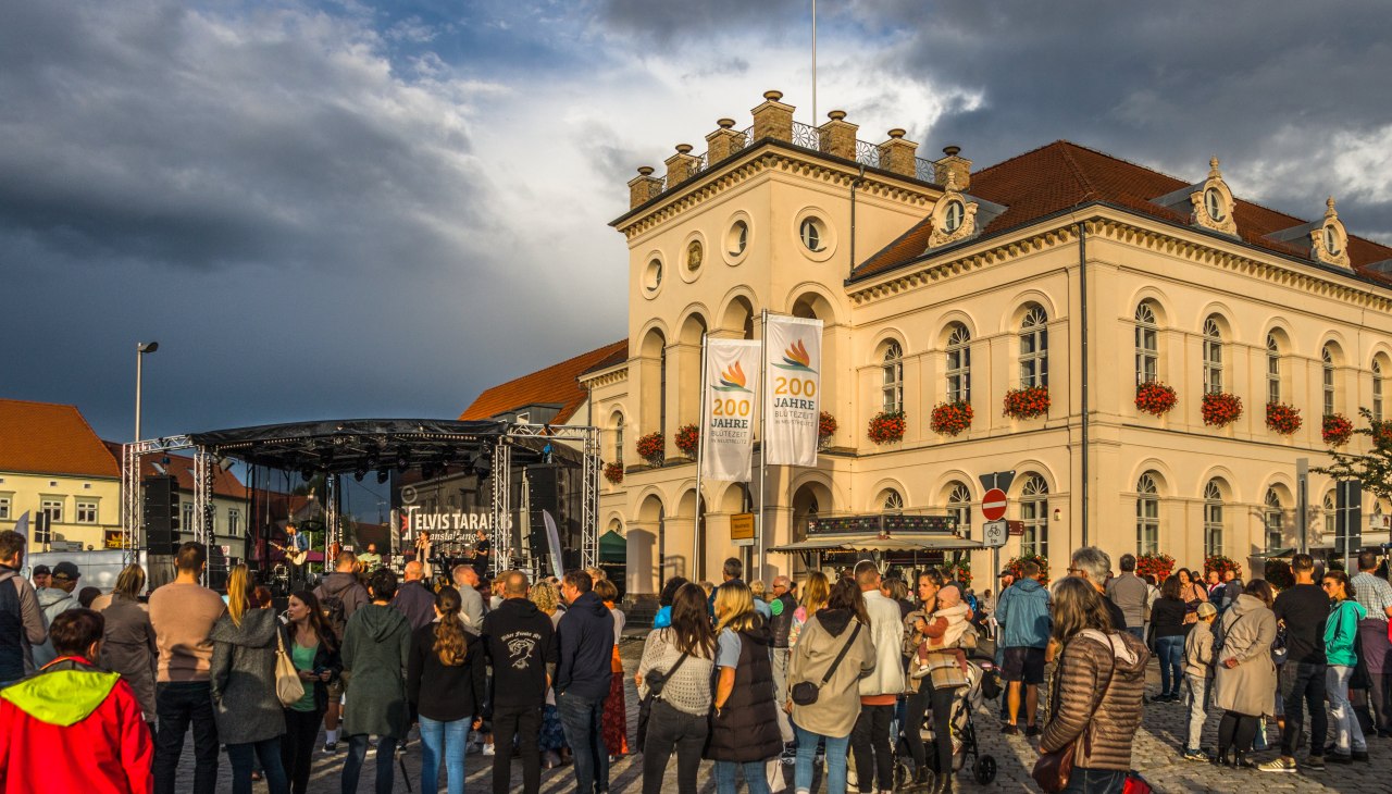 Noc sztuki i zakup&oacute;w, &copy; Herr Baganz