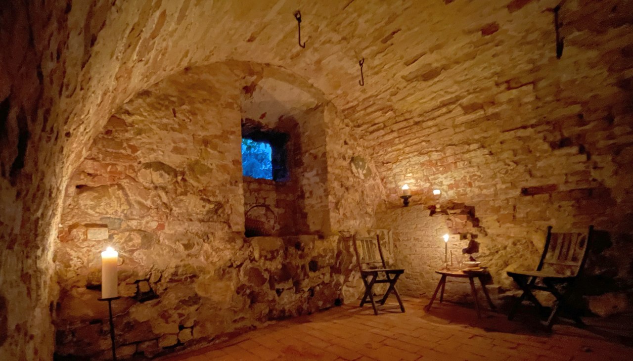 In the historical vault of the Goldenbow manor house, &copy; Herrenhaus Goldenbow