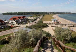 Blick auf das Salzhaff, die Halbinsel Wustrow und die Ostsee vom Schmiedeberg aus // &copy; Kurverwaltung Ostseebad Rerik