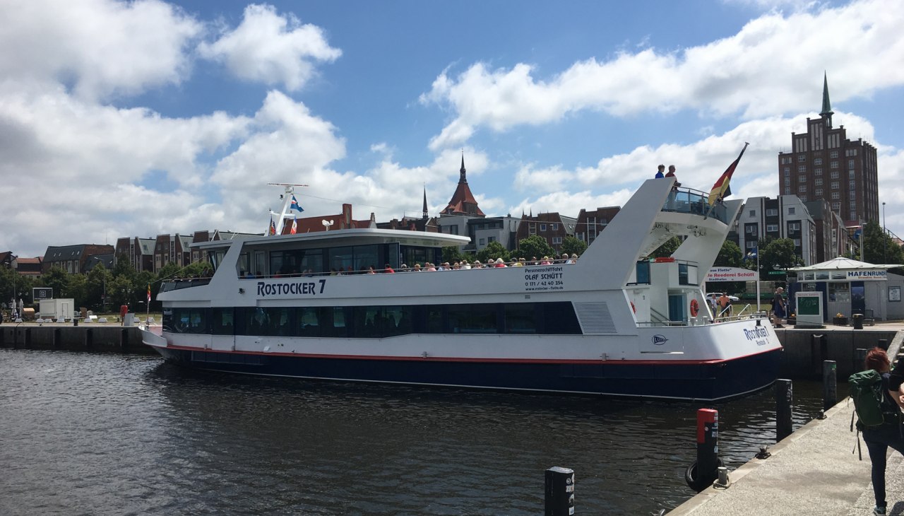 The flagship "Rostocker 7" in Rostock's city harbor., © Rostocker Flotte/Olaf Schütt The flagship "Rostocker 7" in Rostock's city harbor., © Rostocker Flotte/Olaf Schütt