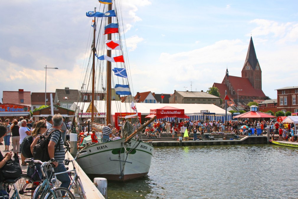 Sailing and harbor days in Barth, &copy; Stadt Barth/CMidesign