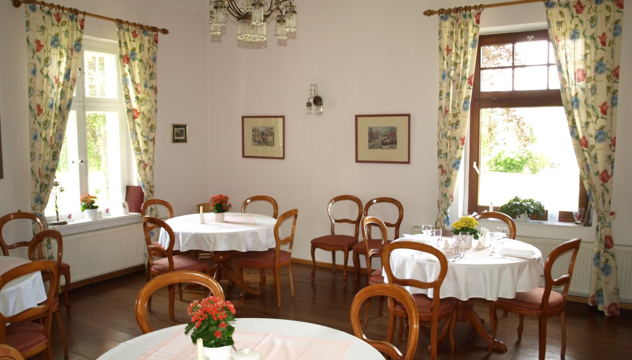 Breakfast room, &copy; Hans-Hellmuth Eben