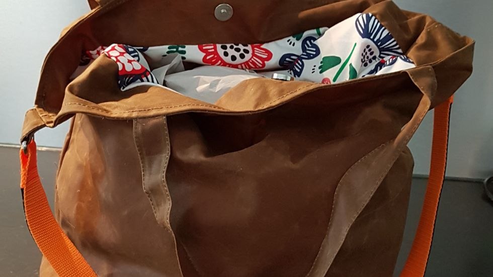 Tassen van Engels gewaxt canvas, &copy; M. Dimanski