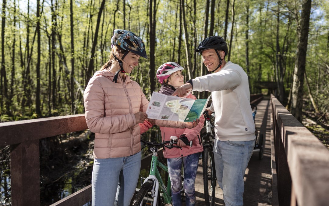Fahrrad-Stadt-Neustrelitz-Br-Ls-02-70-_RZ_1962, © Stadt Neustrelitz / Raiko Zunk Fahrrad-Stadt-Neustrelitz-Br-Ls-02-70-_RZ_1962, © Stadt Neustrelitz / Raiko Zunk