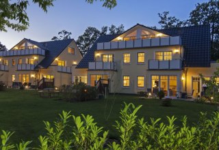 Exterior view apartment house Ostseeresidenz, &copy; Appartementhaus Ostseeresidenz