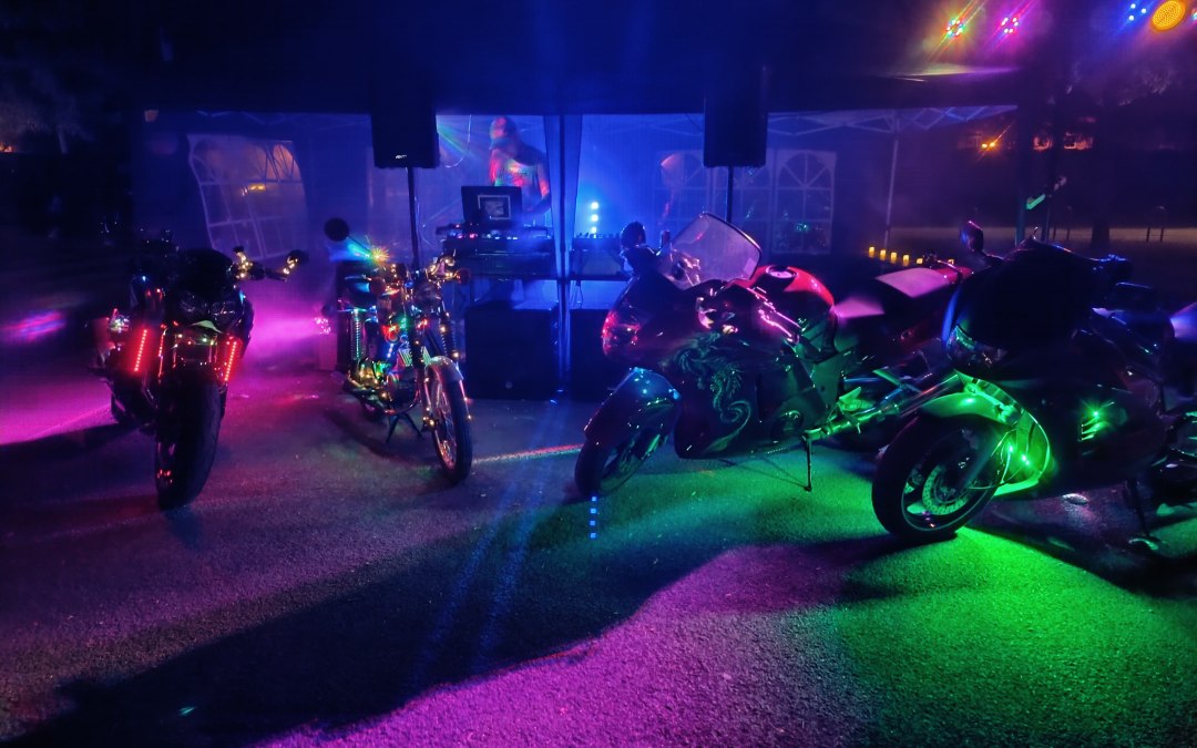 Podświetlane motocykle, © Ch. Engel