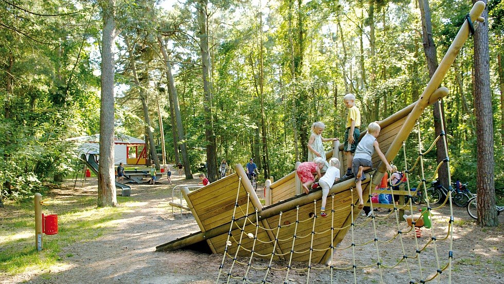 The playground, © Regenbogen AG The playground, © Regenbogen AG
