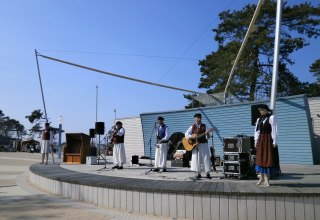 &copy; DeMoenchguterFischkoepp.jpg