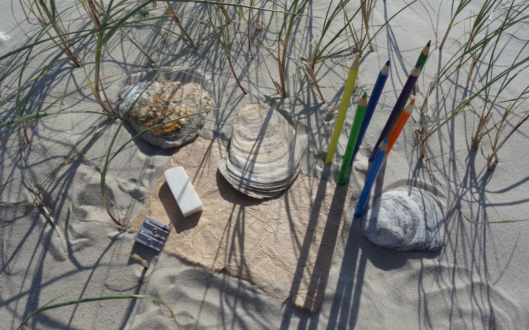 Writing workshop: Colored pencils on the beach, © Kristine von Soden