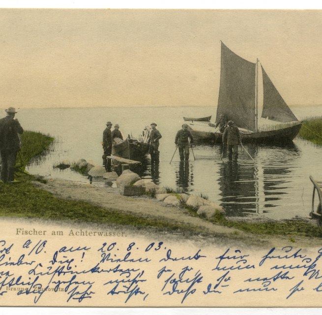 © 01 Fischer am Achterwasser.JPG
