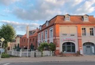 &copy; Steffen B&ouml;ttcher