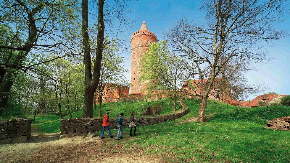 Middeleeuws bolwerk: de adem van de eeuwen waait door de 50 meter hoge bakstenen kolos van kasteel Stargard, © TMV/Legrand