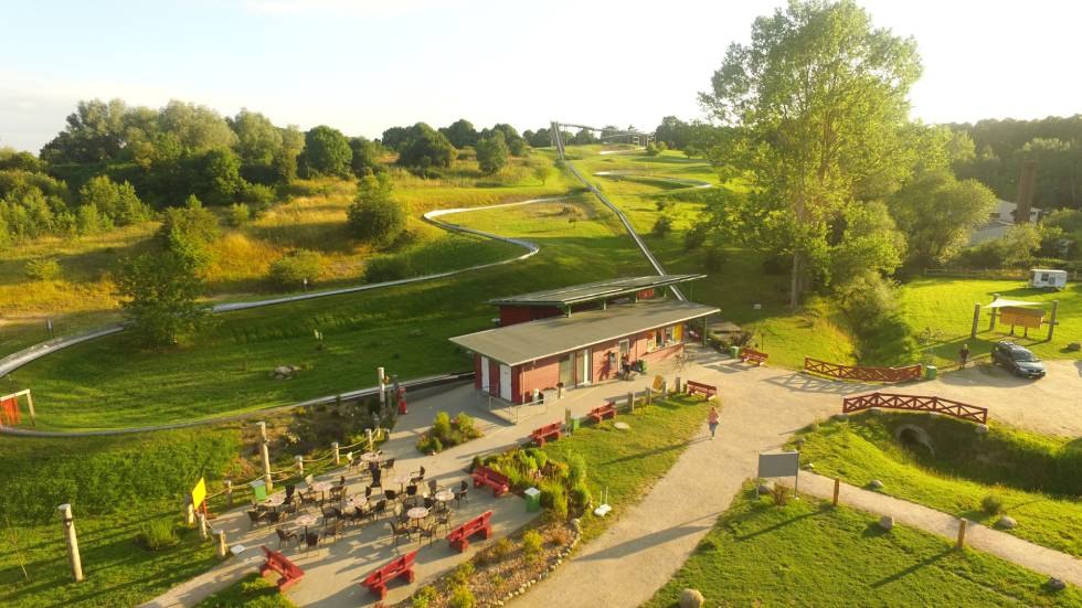 Luchtfoto van de zomerrodelbaan in Bad Doberan, © Kristina Dirkner