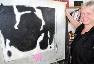 Marianne Kindt zeigt "Schwarzbunte Kuh", Acryl auf Leinwand // &copy; Marianne Kindt