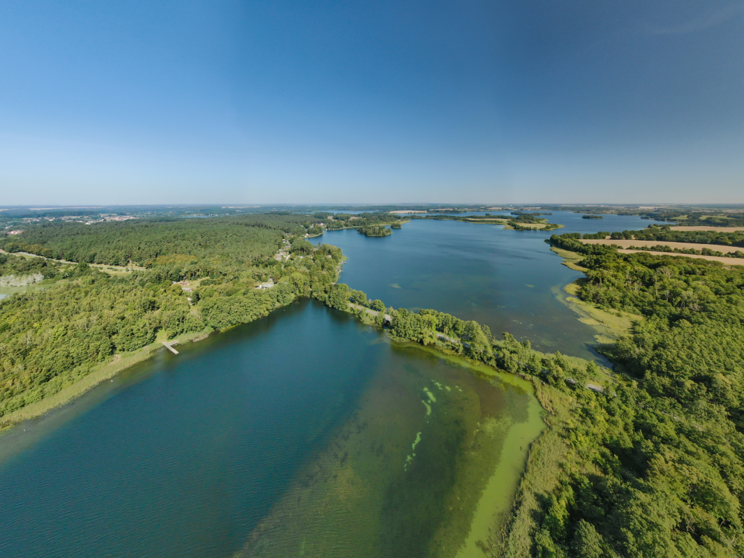 An unforgettable vacation in the apartment house on Lake Krakow:
Nature, relaxation and activity combined // © K&K Ferienimmobilien GmbH & Co.KG An unforgettable vacation in the apartment house on Lake Krakow:
Nature, relaxation and activity combined // © K&K Ferienimmobilien GmbH & Co.KG