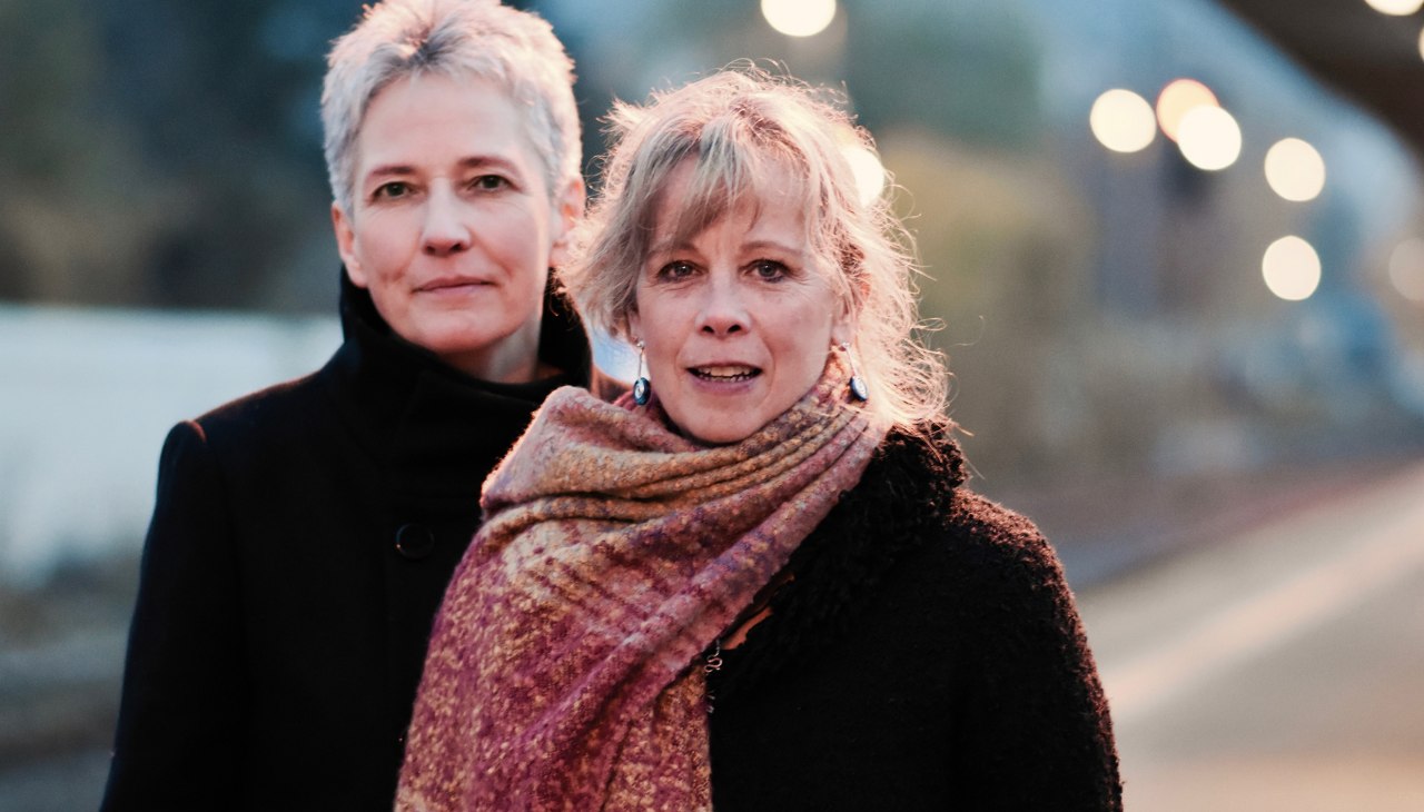 2 s t y m e n t y . 1 k o n c e r t. | Annett Kuhr & Sue Sheehan (D/USA), © Charlotte Hartwell 2 s t y m e n t y . 1 k o n c e r t. | Annett Kuhr & Sue Sheehan (D/USA), © Charlotte Hartwell