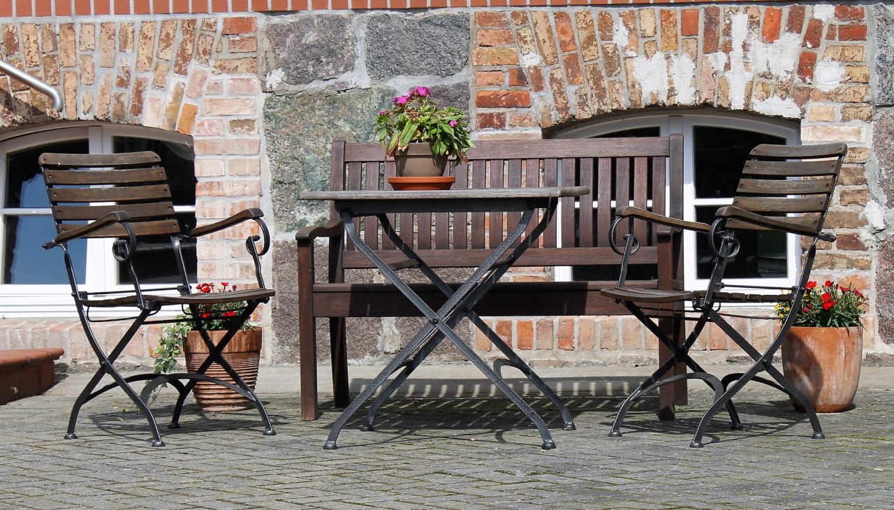 Voor het landhuis, © Sabine Schwanzer