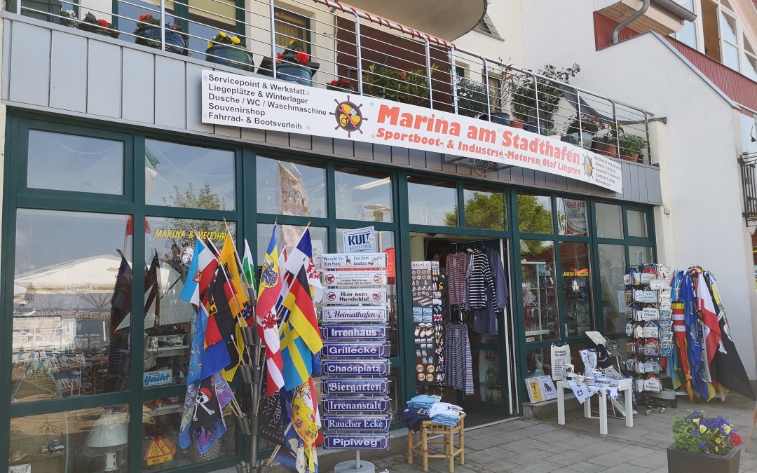 Marina store offer II, © Paszehr