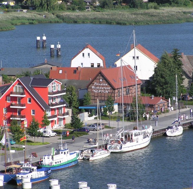 Jachten in de haven van Wolgast, © Baltzer