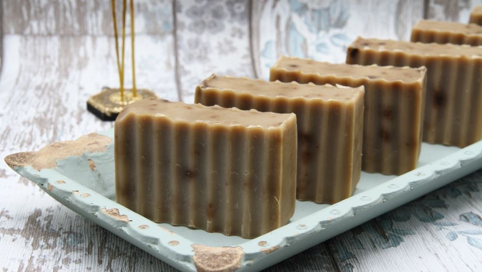 Dekoracyjny obraz mydła z kadzidełkami, © Seifenmanufaktur Galenbeck/Torsten Metscher Dekoracyjny obraz mydła z kadzidełkami, © Seifenmanufaktur Galenbeck/Torsten Metscher