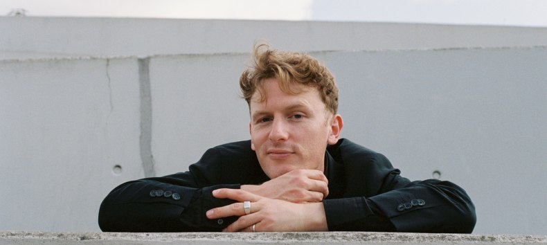 &copy; Josephine Binder