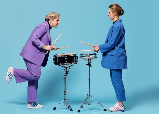 &copy; &copy; Oliver Look